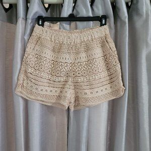 Alythea - Lacey Crochet Shorts - Size M